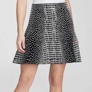 BCBGMAXAZRIA A-line skirt Black & White